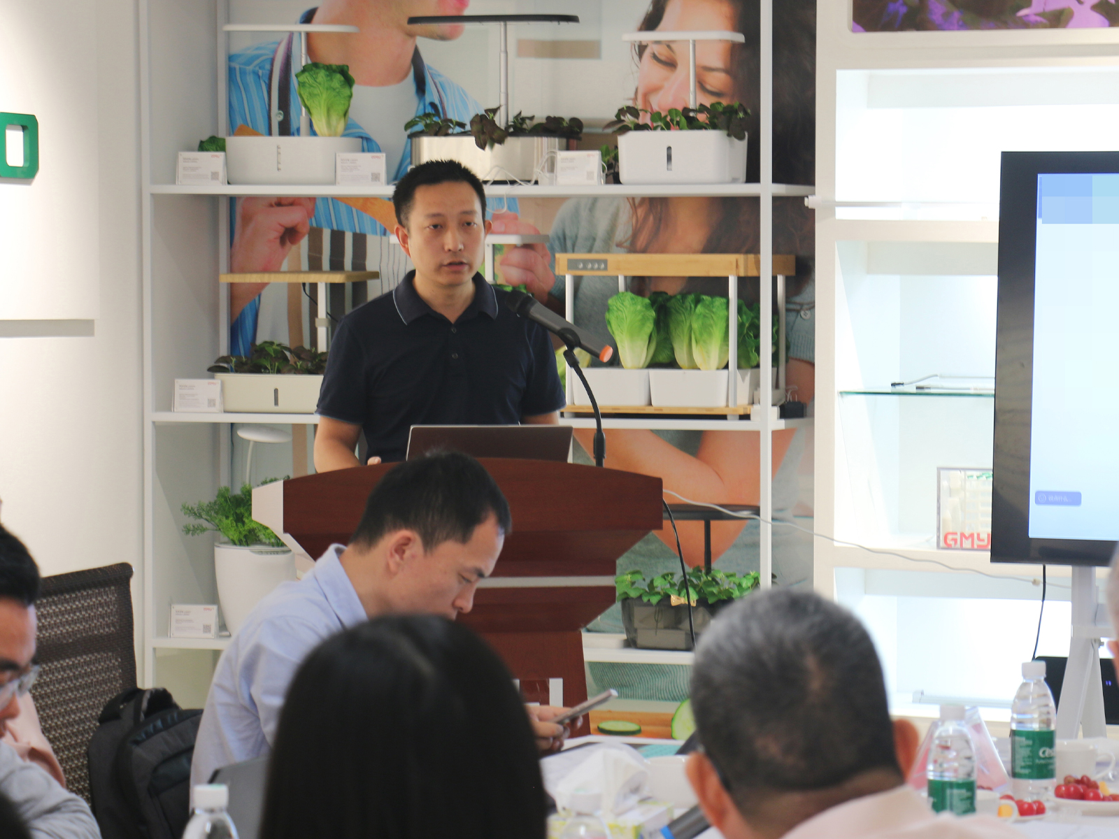 GMY Project Leader Liu Liu reporting on project progress
